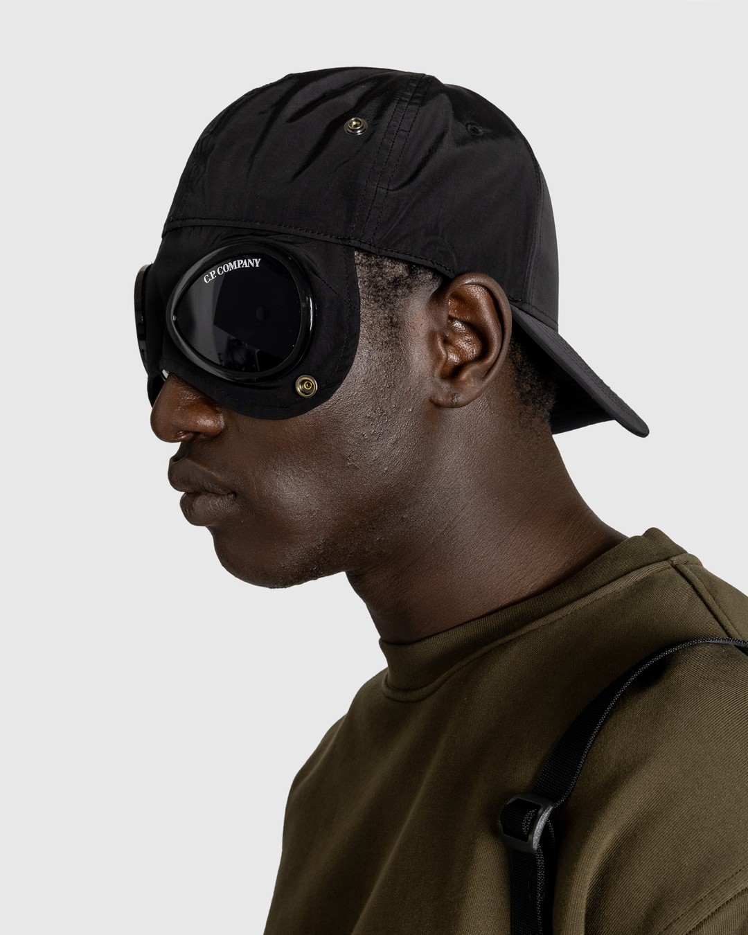 Cp company baseball sales cap with goggles